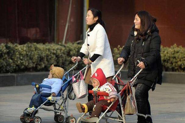 代生孩子收费10万元_代生孩子收费10万元：生育服务市场调查